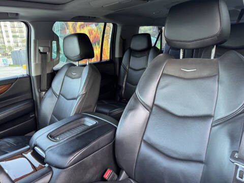 2018 Cadillac Escalade ESV Premium Luxury