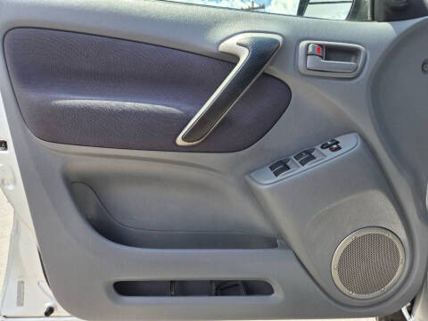 2003 Toyota RAV4