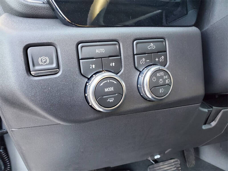 2026 GMC Sierra 1500 Elevation Standard