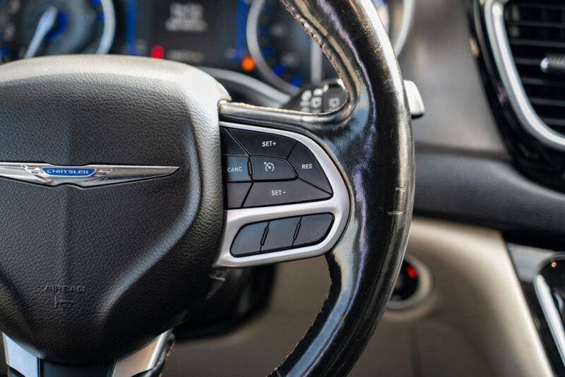 2020 Chrysler Pacifica Touring L