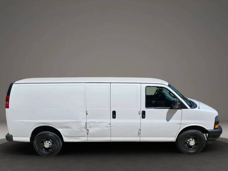 2018 Chevrolet Express 2500