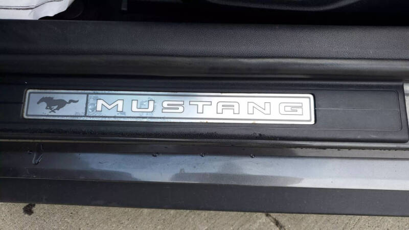 2020 Ford Mustang
