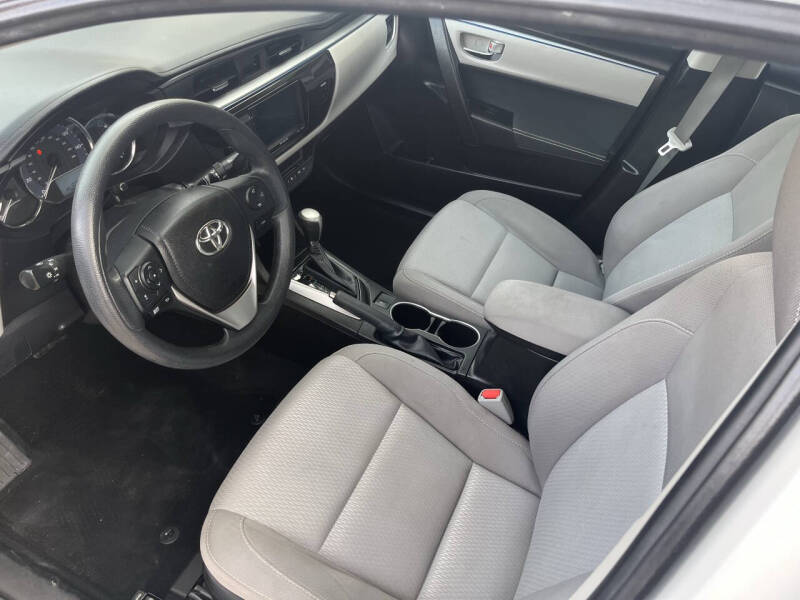 2016 Toyota Corolla LE