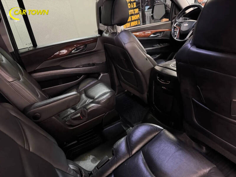 2016 Cadillac Escalade ESV Luxury Collection