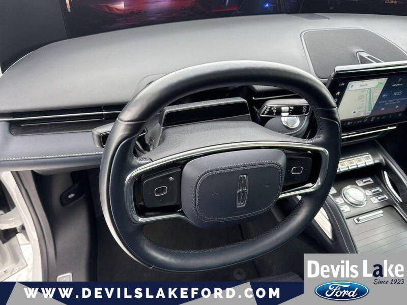 2024 Lincoln Nautilus Reserve