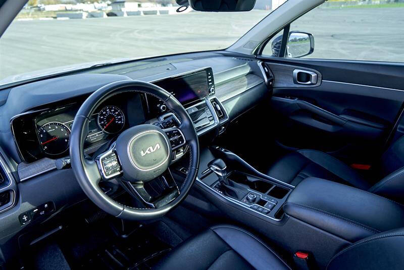 2023 Kia Sorento X-Line EX