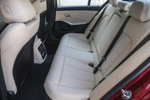 2025 BMW 3 Series 330i xDrive