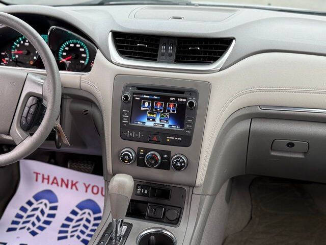 2017 Chevrolet Traverse LS