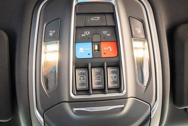 2025 Jeep Grand Cherokee Overland