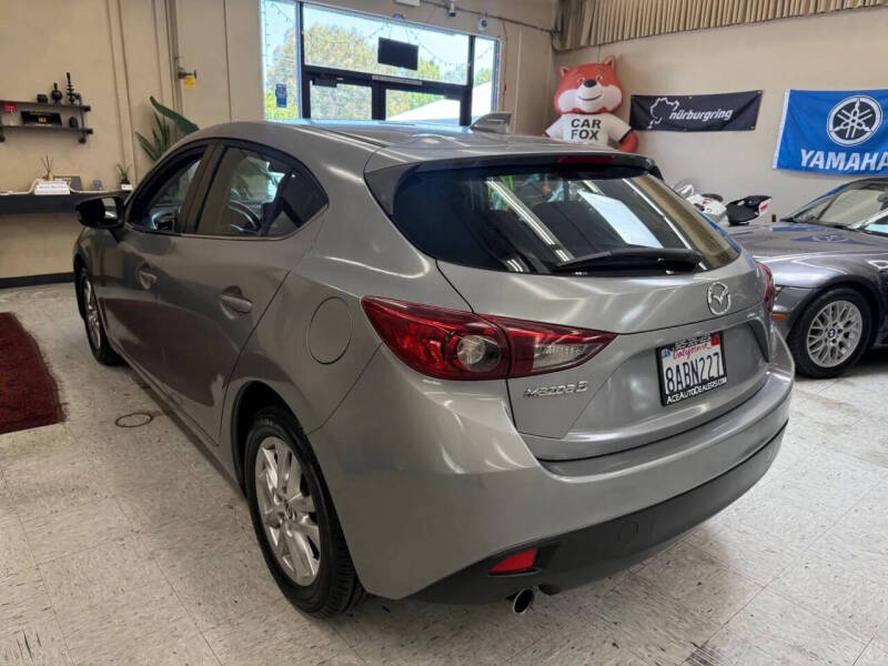 2015 Mazda MAZDA3 i Touring