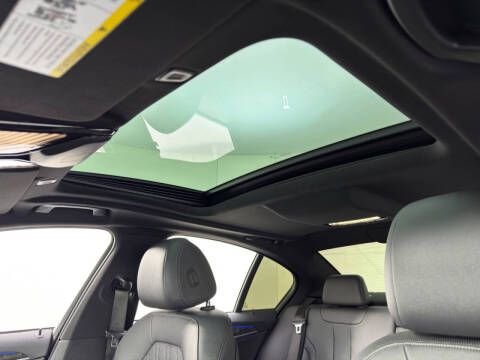 2021 BMW 5 Series 540i