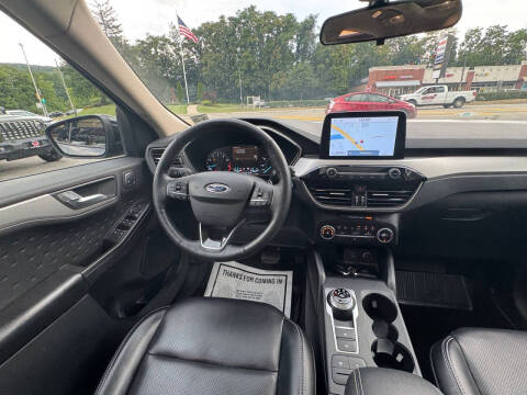 2020 Ford Escape SEL