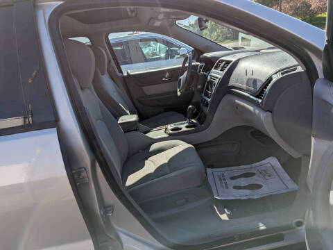 2015 GMC Acadia SLE-2