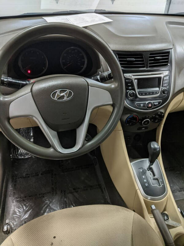 2014 Hyundai Accent GLS