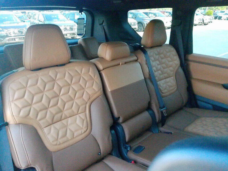 2025 Nissan Armada Platinum Reserve