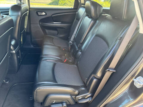 2018 Dodge Journey Crossroad