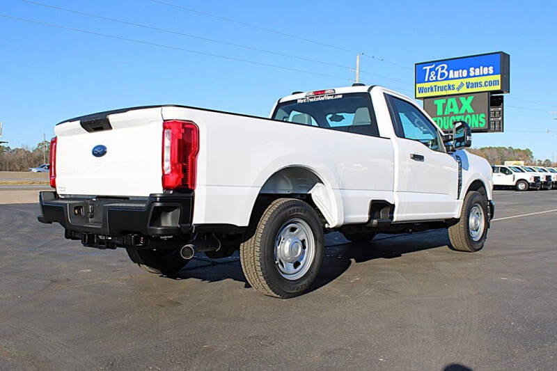 2025 Ford F-350 Super Duty XL
