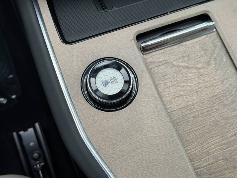 2025 Volvo EX90 Twin Performance Plus 7P