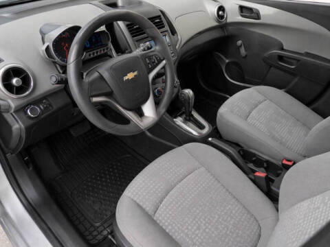 2016 Chevrolet Sonic LS Auto
