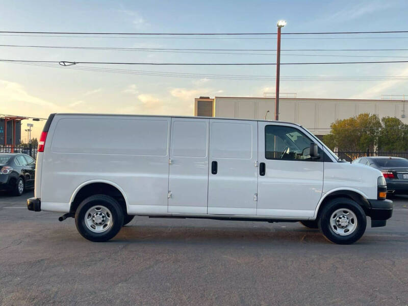 2020 Chevrolet Express 2500