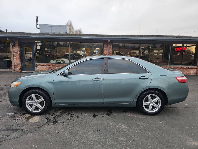 2009 Toyota Camry for sale at AUTOTRACK INC in Mount Vernon WA