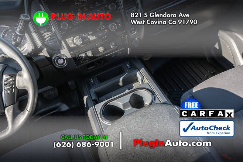 2023 Nissan Titan SV