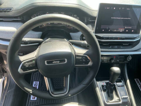 2024 Jeep Compass Latitude Lux