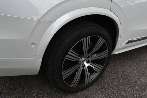 2024 Volvo XC90 Recharge T8 Plus Bright Theme 7P