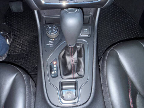 2020 Jeep Cherokee Trailhawk