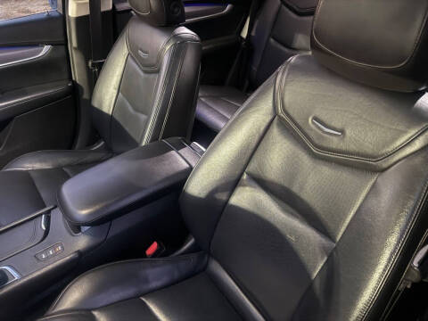 2018 Cadillac XT5 Premium Luxury