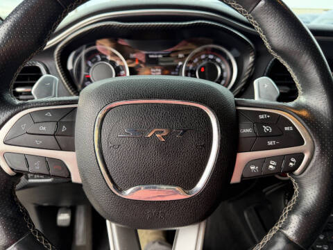 2015 Dodge Challenger SRT 392