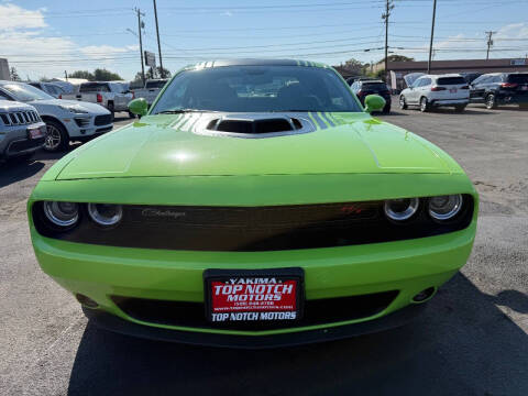 2015 Dodge Challenger R/T Shaker