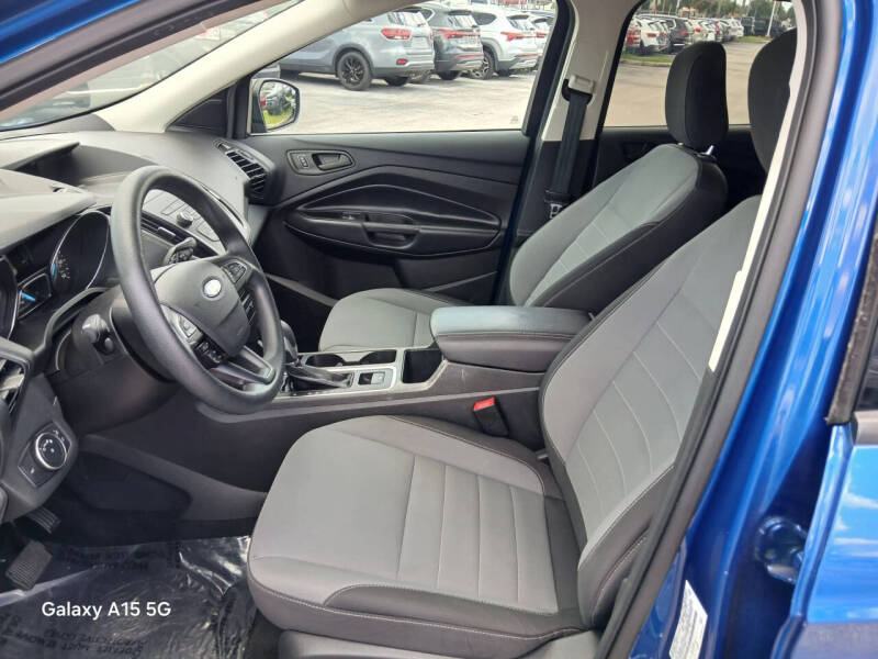 2019 Ford Escape S