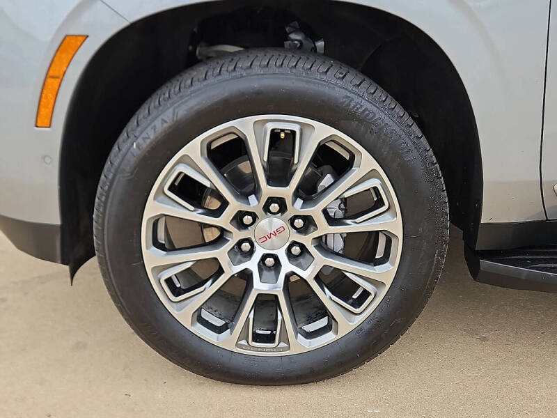 2025 GMC Yukon XL Denali