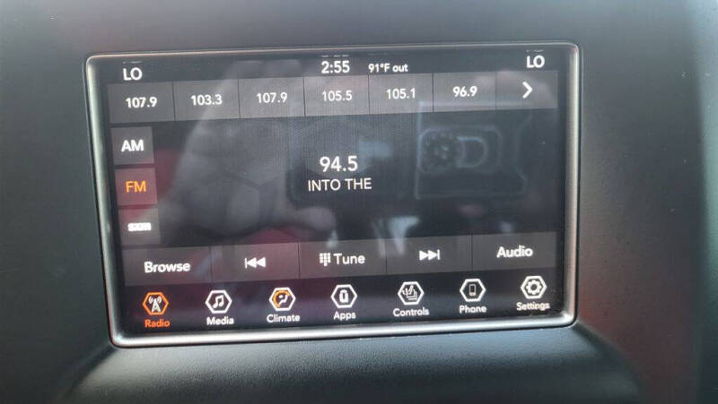 2019 Jeep Grand Cherokee Laredo