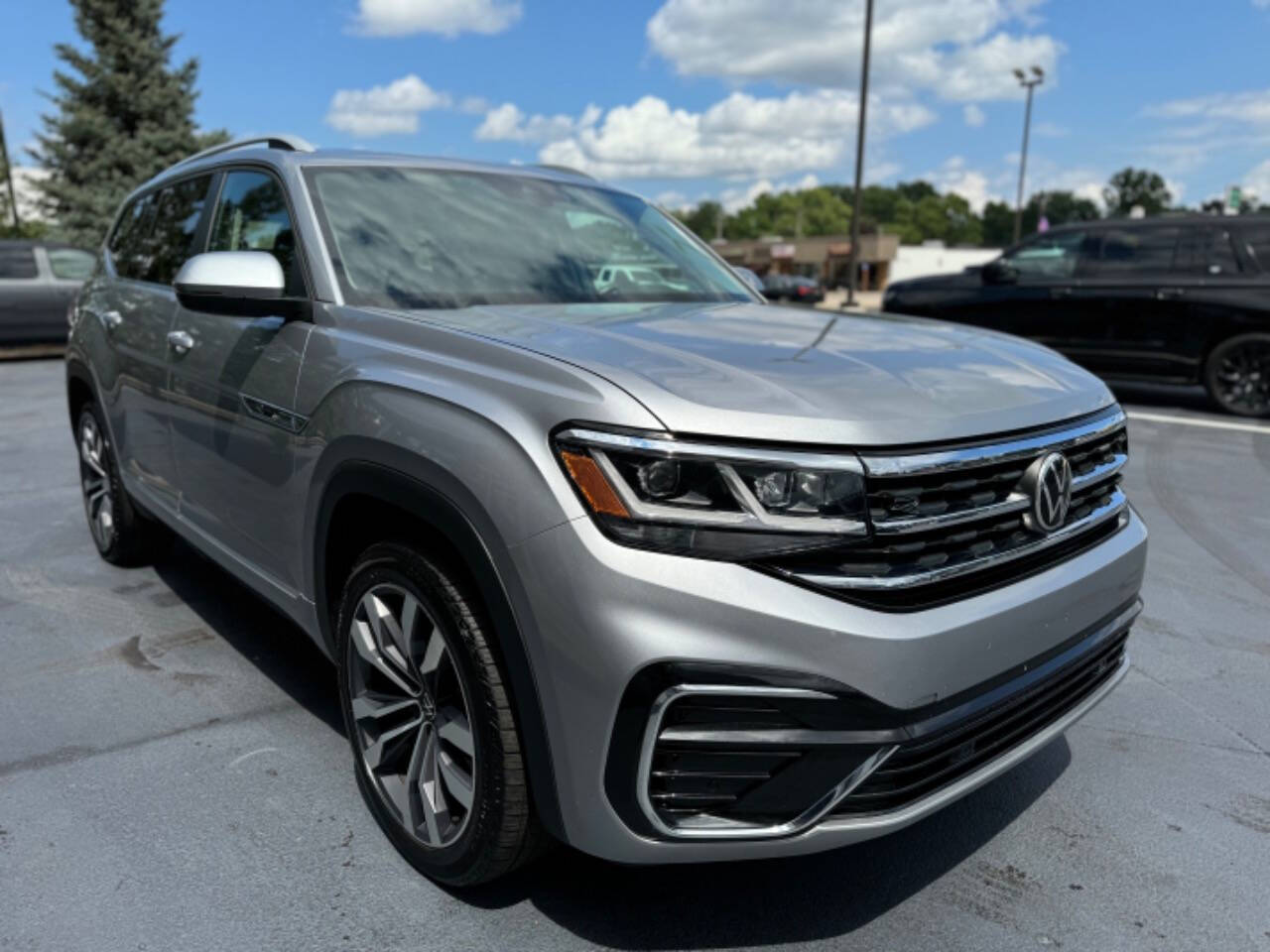 2021 Volkswagen Atlas for sale at Opus Motorcars in Utica, MI