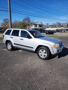 2005 Jeep Grand Cherokee for sale at NEW 2 YOU AUTO SALES LLC in Waukesha WI