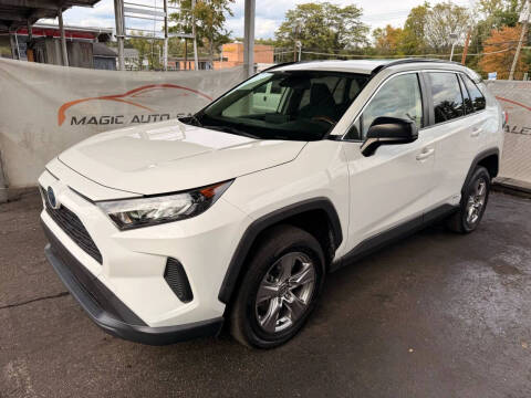 2022 Toyota RAV4 Hybrid LE