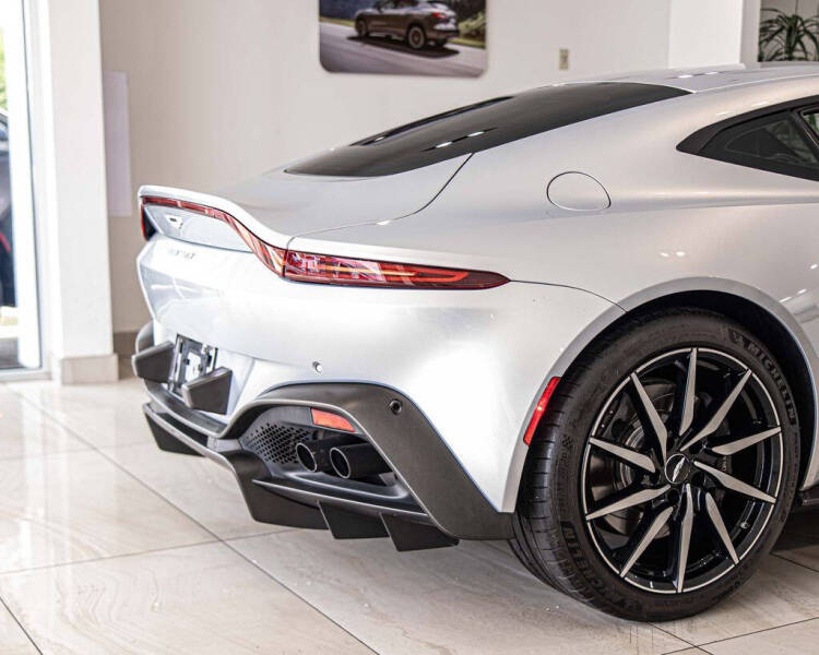 2020 Aston Martin Vantage