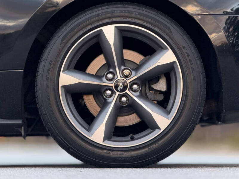 2015 Ford Mustang V6