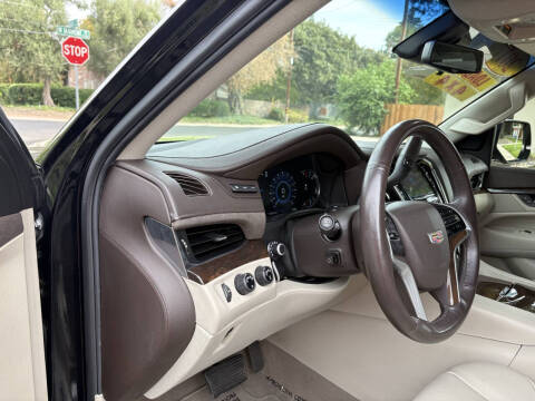 2017 Cadillac Escalade Premium Luxury