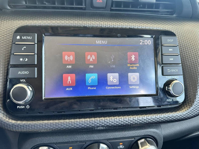 2019 Nissan Kicks S