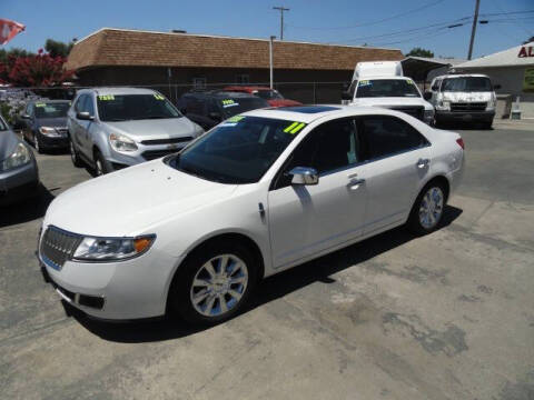 2011 Lincoln MKZ for sale at Gridley Auto Wholesale in Gridley CA