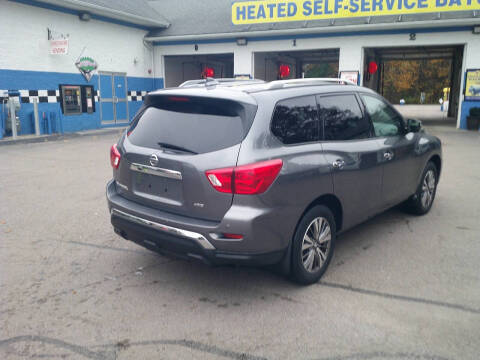 2019 Nissan Pathfinder S