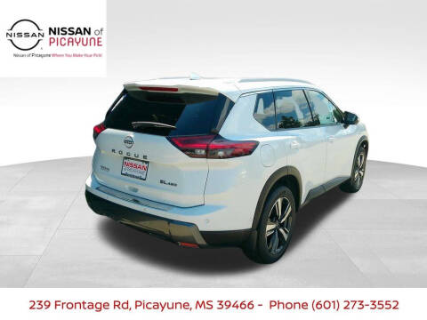 2025 Nissan Rogue SL