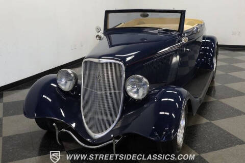 1933 Ford Cabriolet