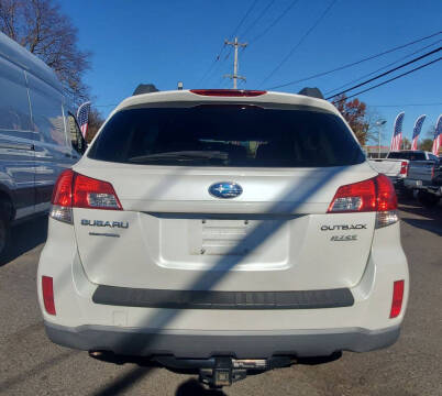 2011 Subaru Outback 2.5i Premium