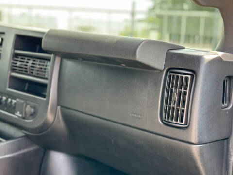 2018 Chevrolet Express 2500