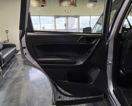 2017 Subaru Forester 2.5i