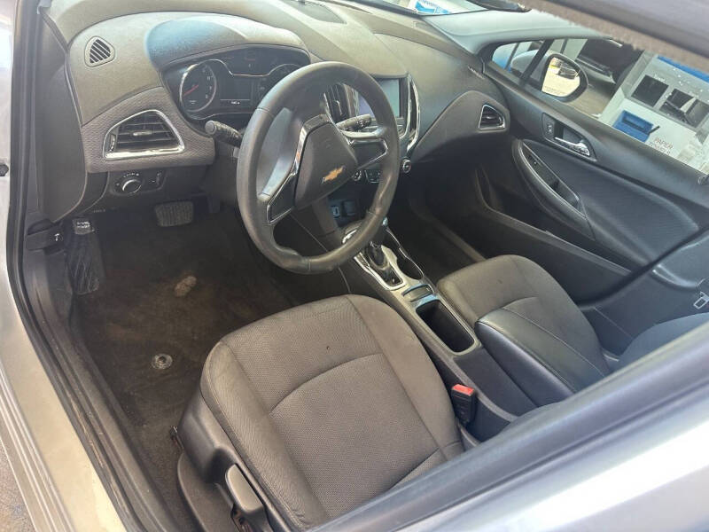 2019 Chevrolet Cruze LS